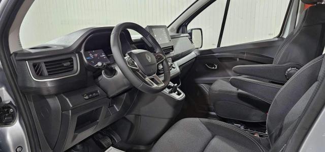 Renault Trafic image 4