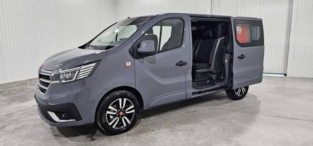 Renault Trafic image 9