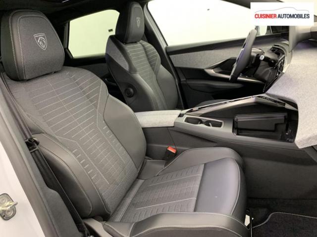 Peugeot 3008 image 9