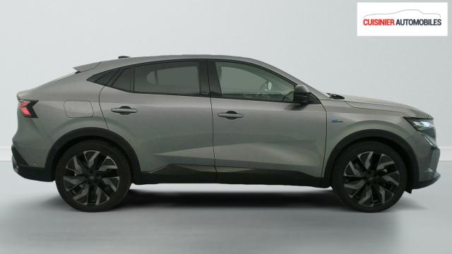 Renault Rafale image 8