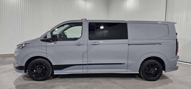 Ford Transit Custom image 2