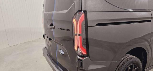 Ford Transit Custom image 1
