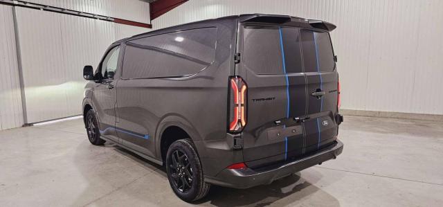 Ford Transit Custom image 7