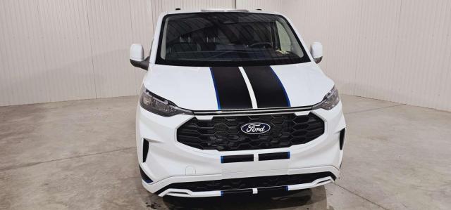 Ford Transit Custom image 2