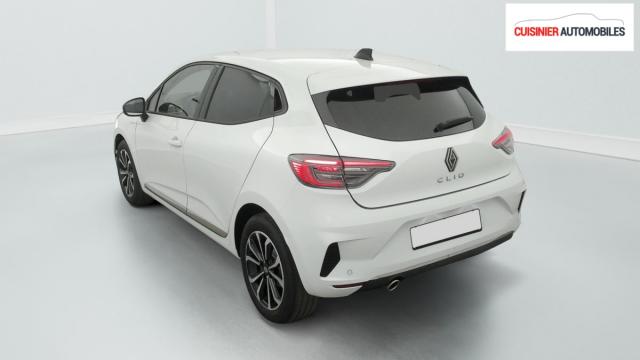 Renault Clio image 2