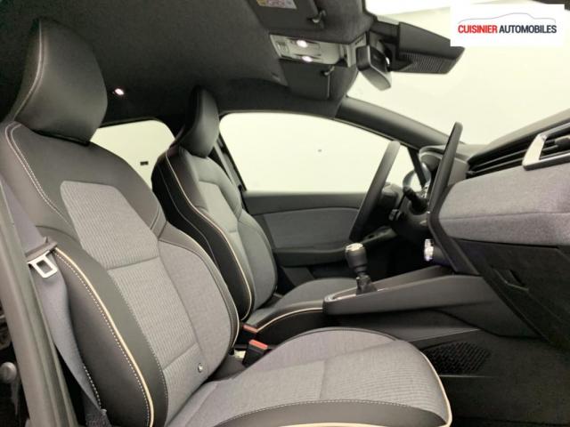 Renault Clio image 8