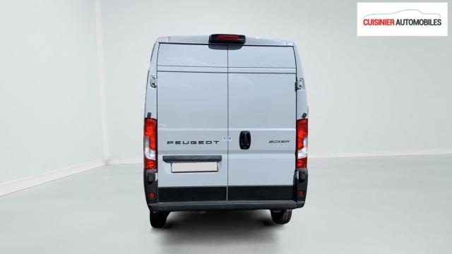 Peugeot Boxer image 1