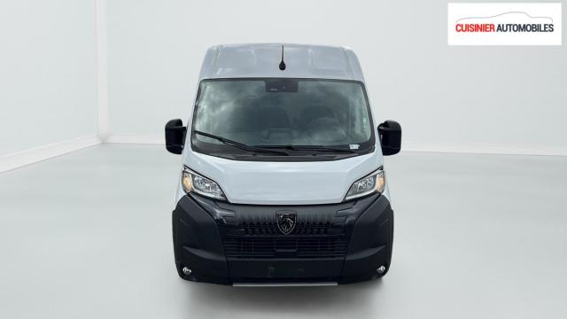 Peugeot Boxer image 2