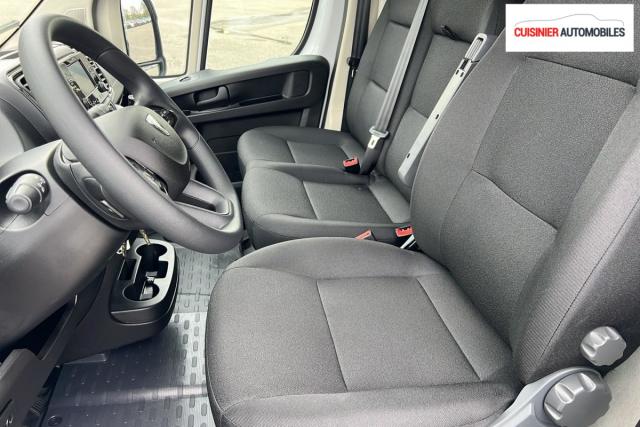 Peugeot Boxer image 3