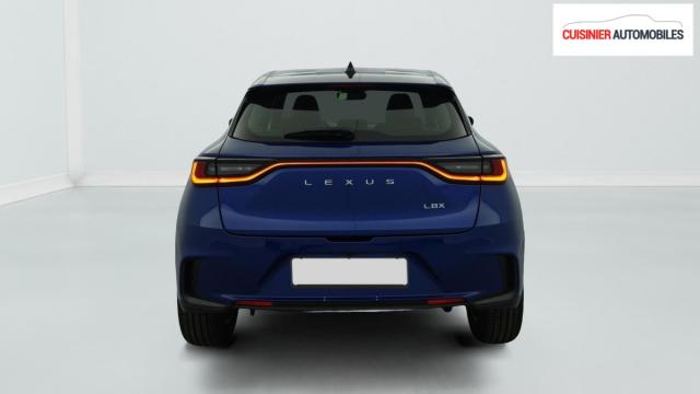 Lexus Lbx image 3