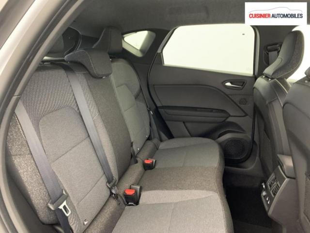 Renault Captur image 6