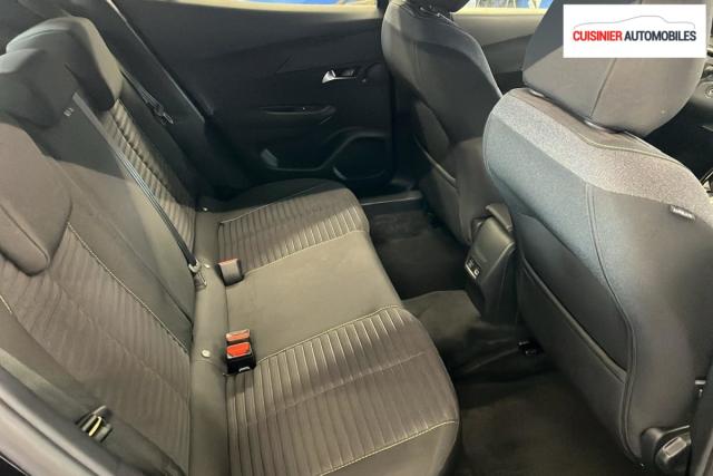 Peugeot 2008 image 6