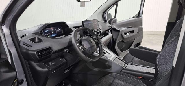 Peugeot Rifter image 8