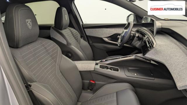 Peugeot 3008 image 2