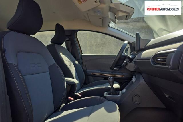 Dacia Sandero image 3