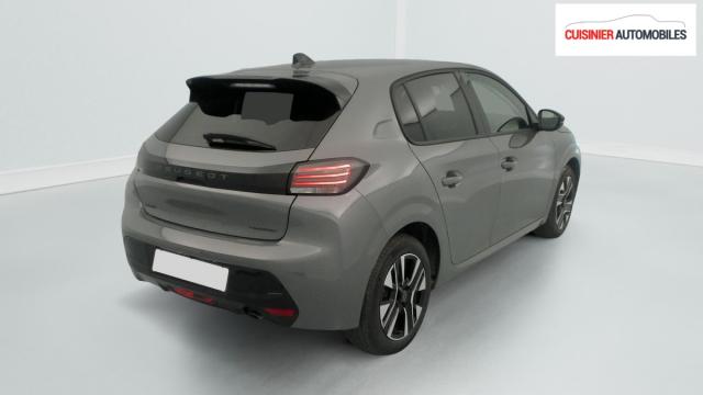 Peugeot 208 image 1