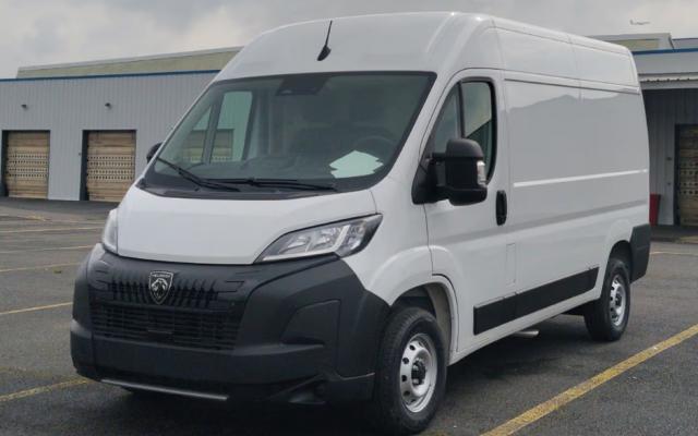 Peugeot Boxer Fourgon Fgn 3.3 L2h2 140 S&s Bvm6