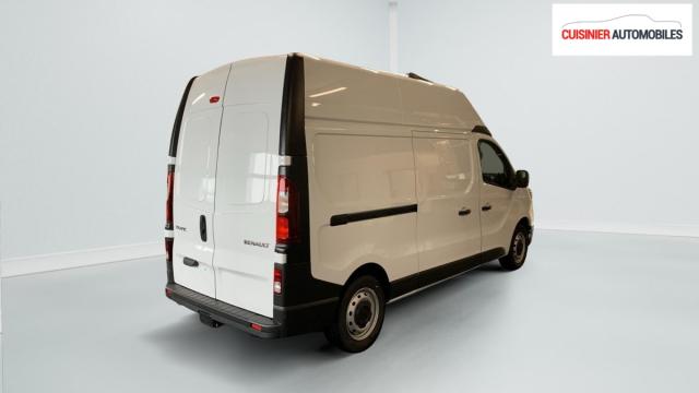 Renault Trafic image 9