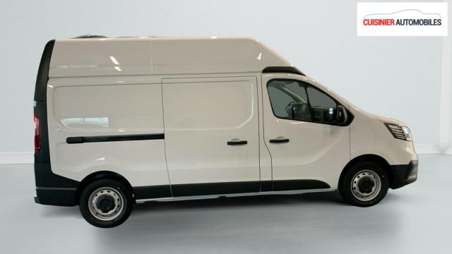 Renault Trafic image 1