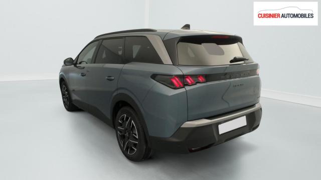 Peugeot 5008 image 1