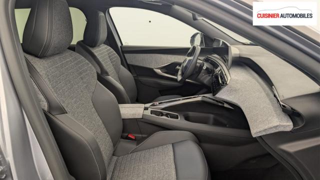 Peugeot 5008 image 9