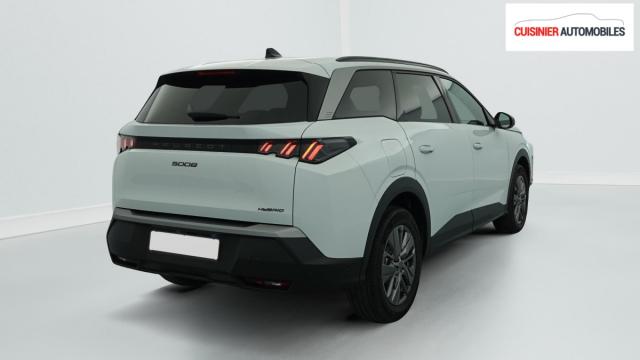 Peugeot 5008 image 2