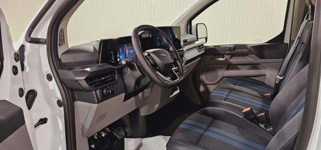 Ford Transit Custom image 5