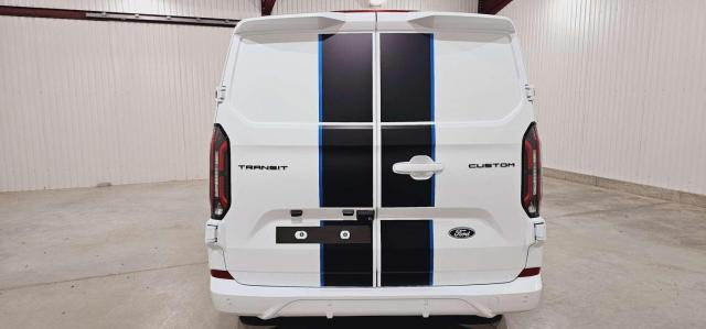 Ford Transit Custom image 3