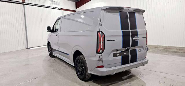 Ford Transit Custom image 9