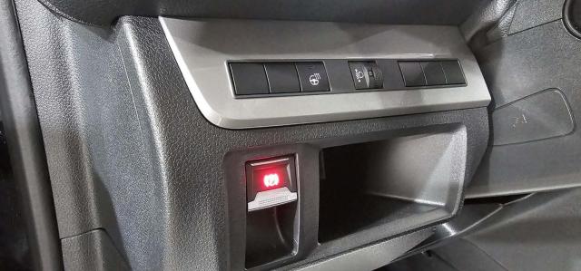 Peugeot Traveller image 3