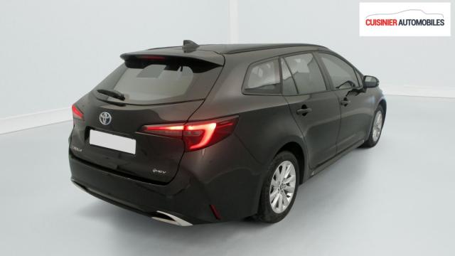Toyota Corolla Touring Sports image 6