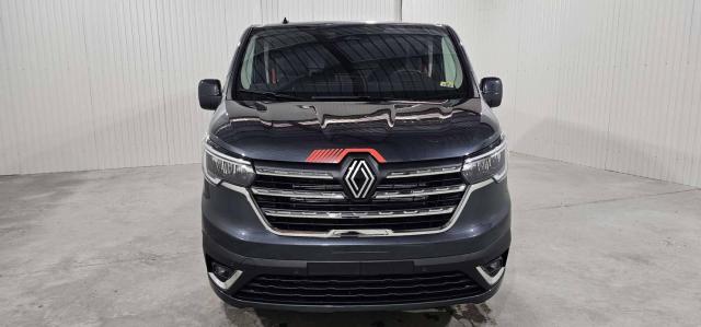 Renault Trafic image 9