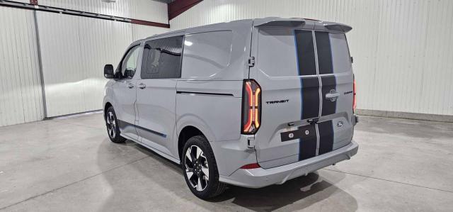 Ford Transit Custom image 4