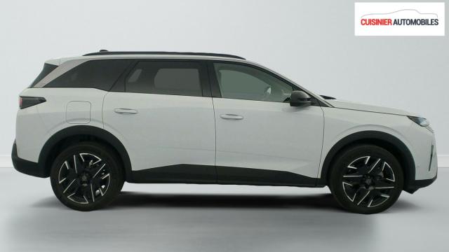 Peugeot 5008 image 1