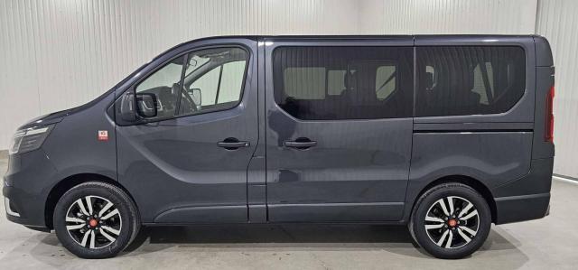 Renault Trafic image 9