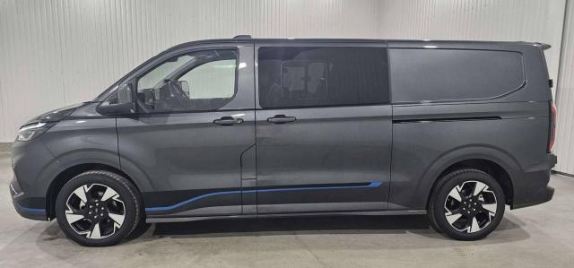 Ford Transit Custom image 8