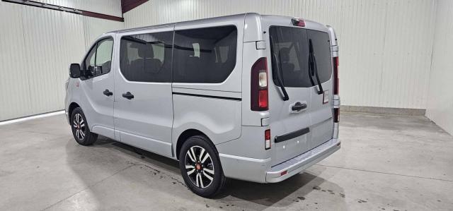 Renault Trafic image 9