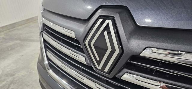 Renault Trafic image 1