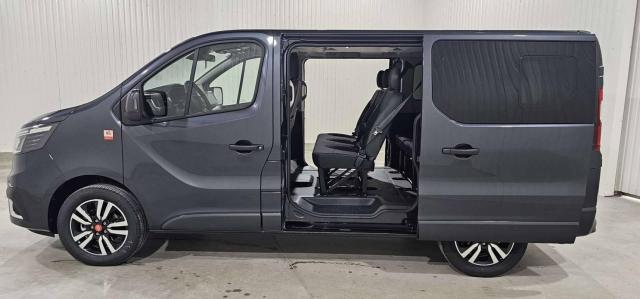 Renault Trafic image 9