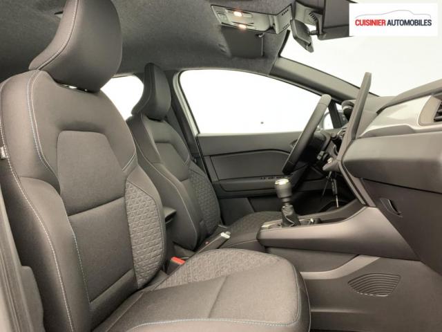 Renault Captur image 9
