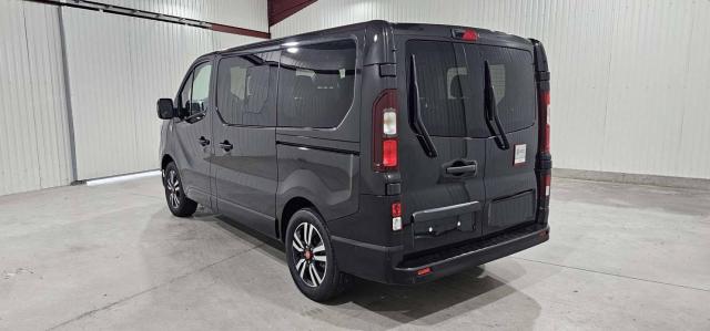 Renault Trafic image 1