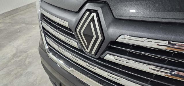 Renault Trafic image 9