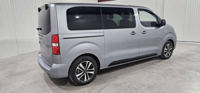 Peugeot Traveller image 6