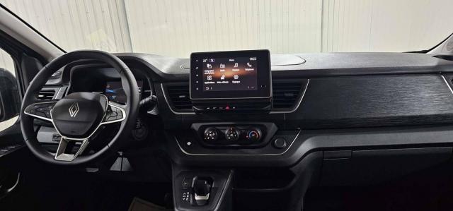 Renault Trafic image 3