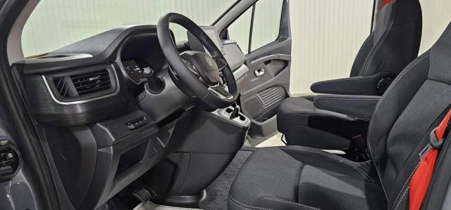 Renault Trafic image 6