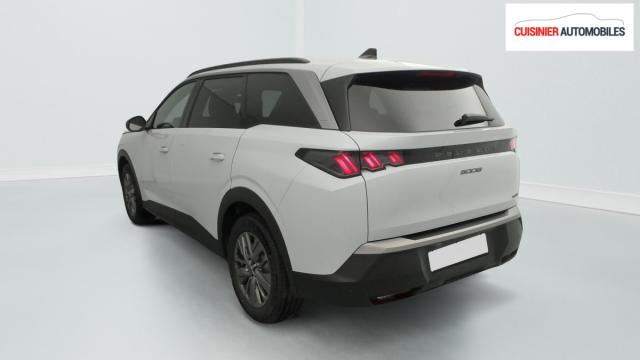 Peugeot 5008 image 1