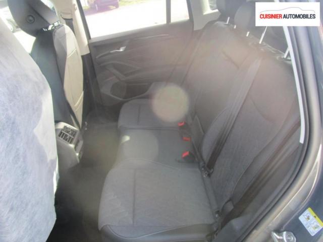 Volkswagen Tiguan image 8