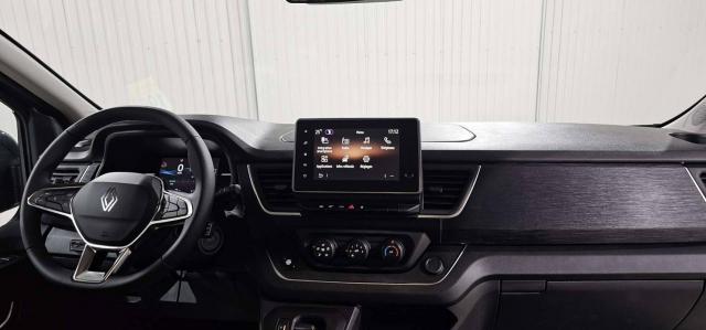 Renault Trafic image 8