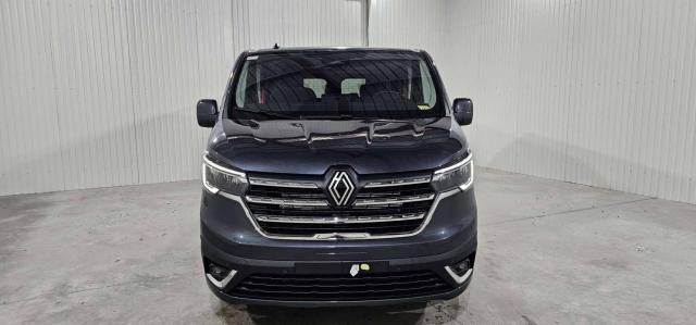 Renault Trafic image 8
