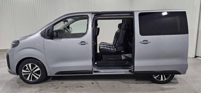 Peugeot Traveller image 3